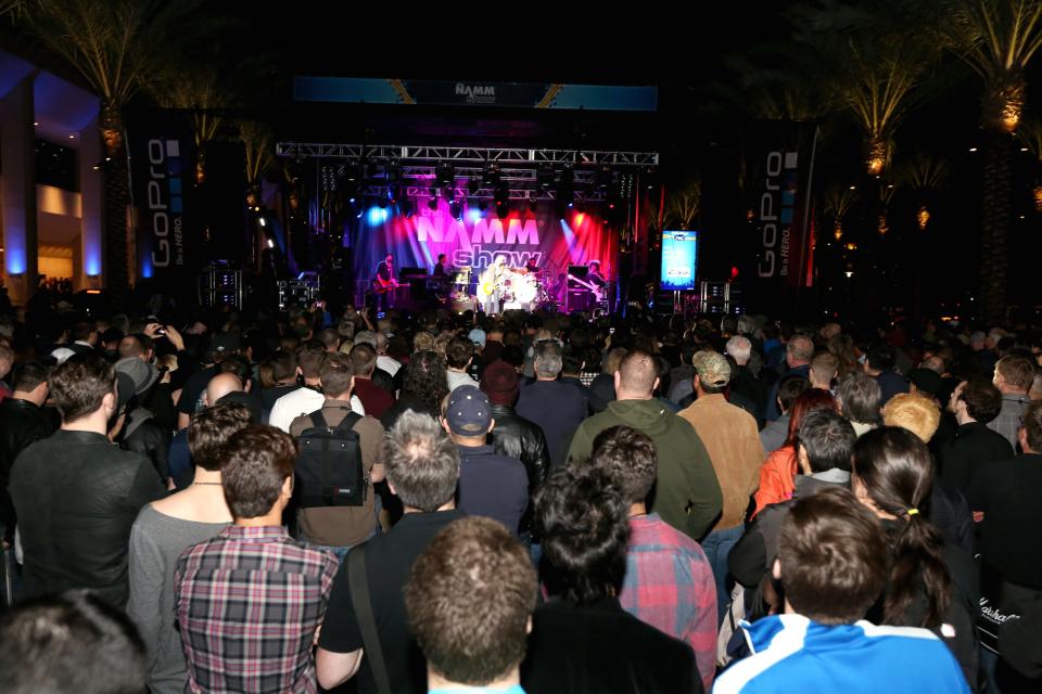Live Music Sets Soundtrack for 2015 NAMM Show